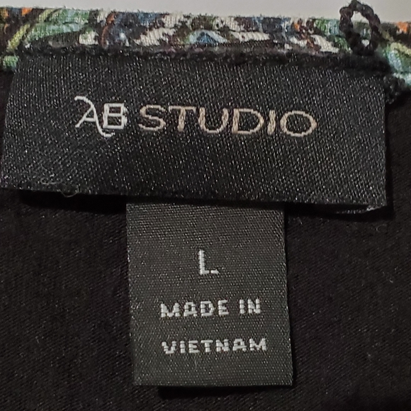 AB Studio Asymmetric Print Scoop Neck Short Sleeve Top Blouse Shirt Size L EUC - Picture 14 of 15